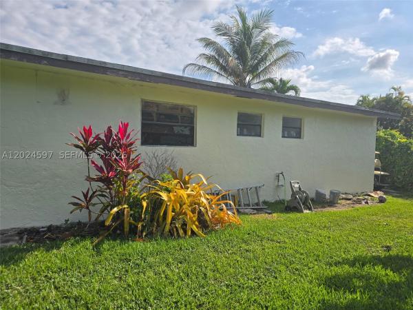 Davie No HOA, 6590 SW 46th St #1-3, Davie, Florida 33314, image 2