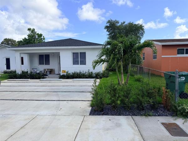 1185 NW 100th St #1181, Unincorporated Dade County, Florida 33150, image 1