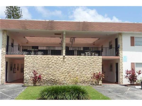 Parkway Gardens, 344 SW 1st St #9, Pompano Beach, Florida 33060, image 2