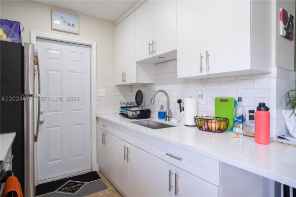 Woodlawn, 813 SW 29th St #1-4, Fort Lauderdale, Florida 33315, image 1