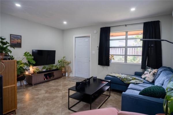 Woodlawn, 813 SW 29th St #1-4, Fort Lauderdale, Florida 33315, image 1