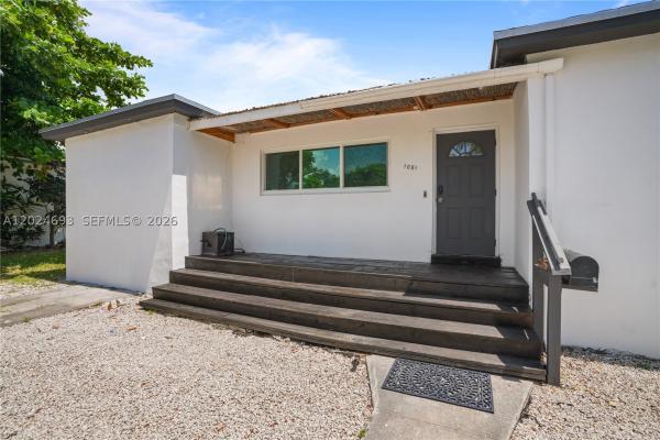 Monticello Park, 1081 NE 166th St, North Miami Beach, Florida 33162, image 1