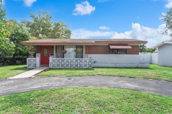 Miramar Tropical, 2321 Gulfstream Dr, Miramar, Florida 33023, image 1