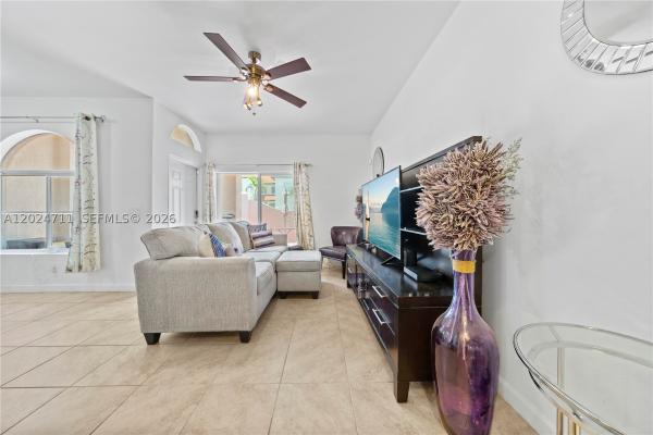 Bella Vista, 3535 NW 29th Ct, Lauderdale Lakes, Florida 33311, image 2