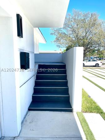 19960 Highland Lakes Blvd, Unincorporated Dade County, Florida 33179, image 2
