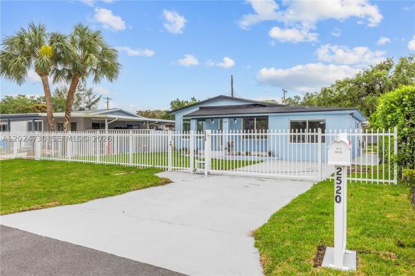 2520 NW 108th St, Unincorporated Dade County, Florida 33167, image 2
