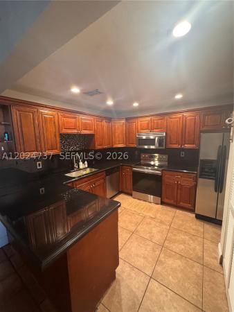 6547 SW 116th Pl #C, Unincorporated Dade County, Florida 33173, image 2