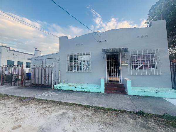 Santa Clara, 1176 NW 32nd St, Miami, Florida 33127, image 1