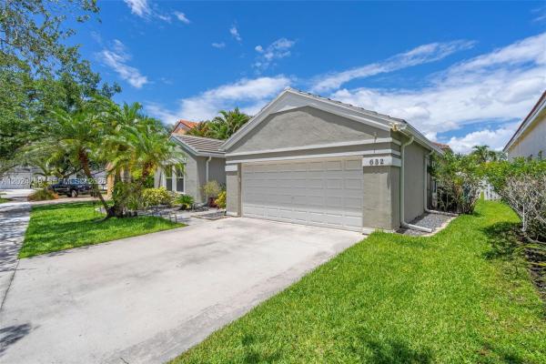 Carrington Lake, 632 Carrington Ln, Weston, Florida 33326, image 1