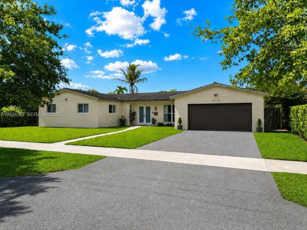 10240 SW 108th St, Unincorporated Dade County, Florida 33176, image 1