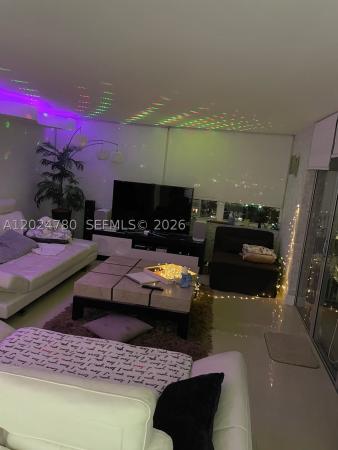 Del Prado, 18081 Biscayne Blvd #1904-4, Aventura, Florida 33160, image 3