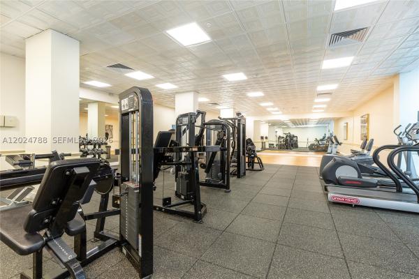 Parker Plaza Estates, 2030 S Ocean Dr #916, Hallandale Beach, Florida 33009, image 2