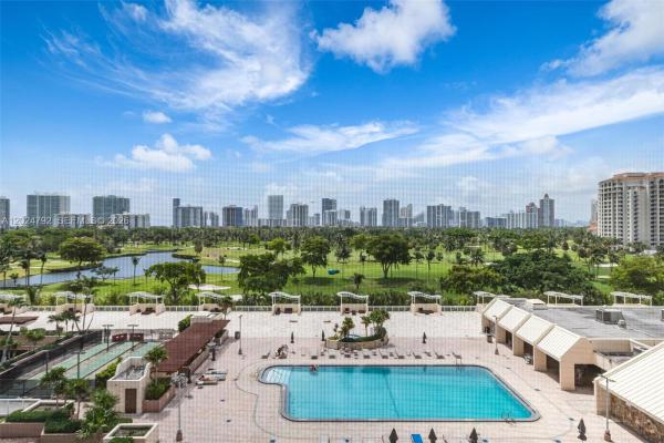 Coronado Tower 2, 20301 W Country Club Dr #825, Aventura, Florida 33180, image 1