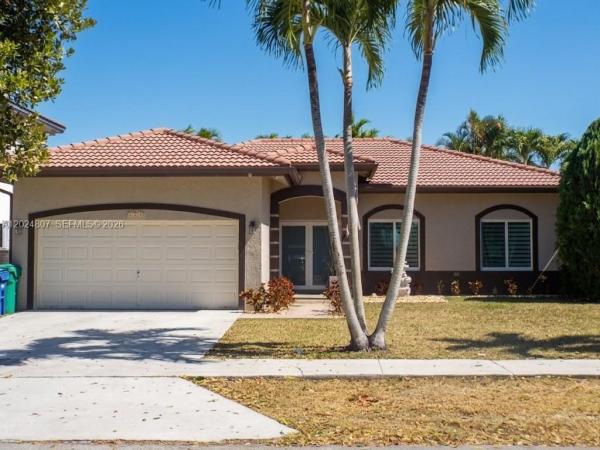 14127 SW 161st Pl, Unincorporated Dade County, Florida 33196, image 1