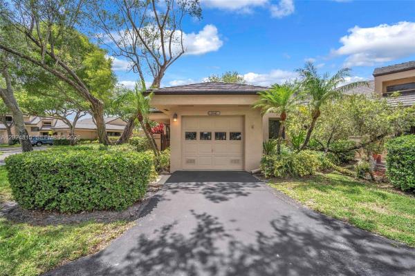 Chelsea At Jacaranda, 9347 N Chelsea Dr N, Plantation, Florida 33324, image 1