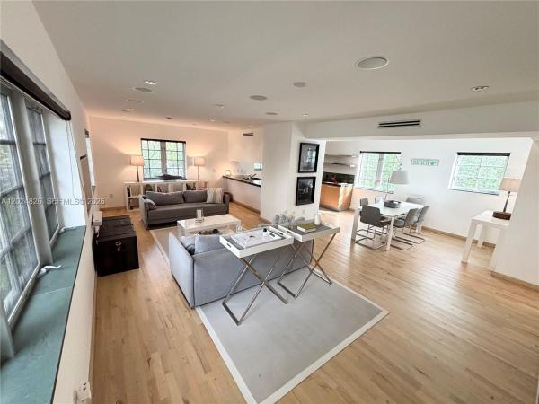 Bali, 1520 Michigan Ave #1, Miami Beach, Florida 33139, image 1