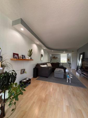 Greenglades, 8411 Forest Hills Dr #308, Coral Springs, Florida 33065, image 1