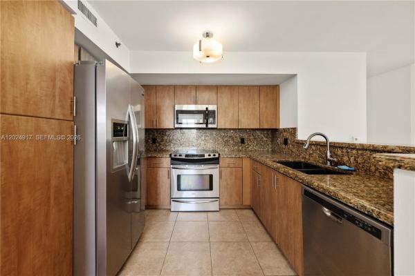 The Yacht Club At Aventura, 19501 E Country Club Dr #9508, Aventura, Florida 33180, image 1