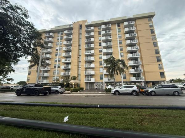 Keystone Towers, 2020 NE 135th St #503, North Miami, Florida 33181, image 1