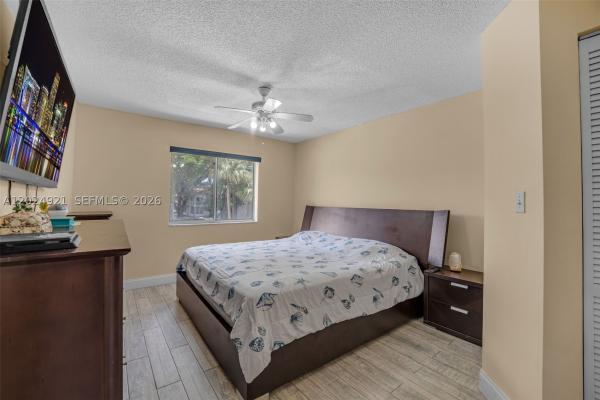 14018 SW 91st Ter, Unincorporated Dade County, Florida 33186, image 3