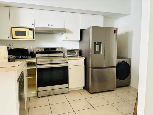 Blue Lagoon, 5085 NW 7th St #909, Miami, Florida 33126, image 1