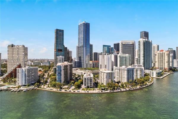 Fortune House, 185 SE 14th Ter #602, Miami, Florida 33131, image 2