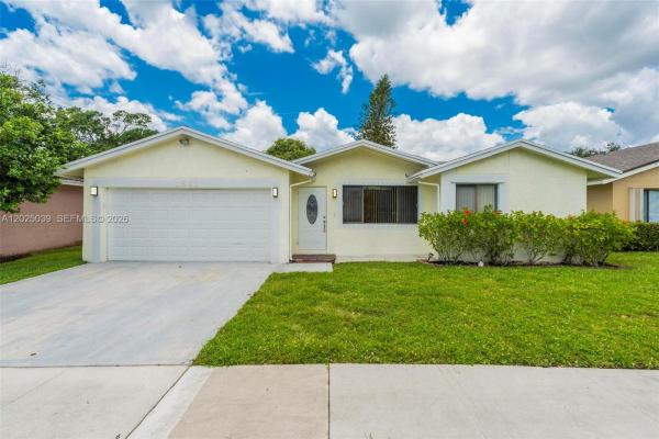 Parkwood Isle, 1541 SW 102nd Ter, Davie, Florida 33324, image 1
