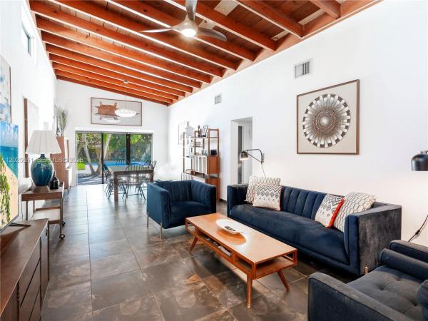 Lake Ridge, 1212 NE 17th Ter, Fort Lauderdale, Florida 33304, image 1