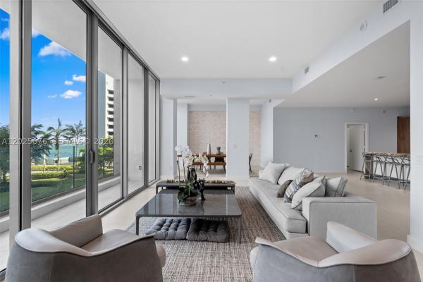 Paraiso Bay, 650 NE 32nd St #BH4, Miami, Florida 33137, image 1