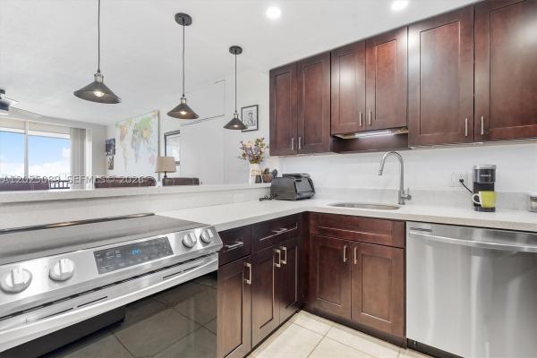 Coronado Tower 3, 20379 W Country Club Dr #2535, Aventura, Florida 33180, image 1