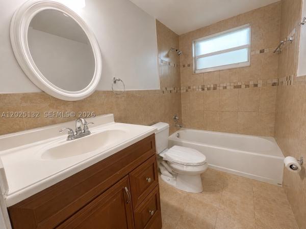 9371 Fontainebleau Blvd #I-205, Unincorporated Dade County, Florida 33172, image 1