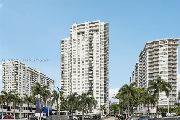 Commodore Plaza Tower, 2750 NE 183rd St #603, Aventura, Florida 33160, image 2