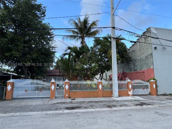 Railway Shops, 110 NW 52nd St, Miami, Florida 33127, image 2