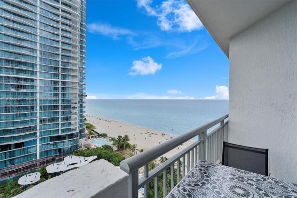 DoubleTree By Hilton Ocean Point Resort & Spa, 17375 Collins Ave #1507, Sunny Isles Beach, Florida 33160, image 1
