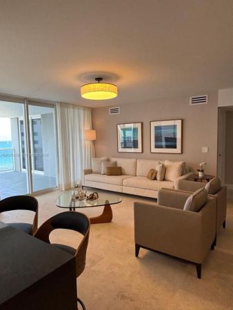 La Gorce Palace, 6301 Collins Ave #908, Miami Beach, Florida 33141, image 1