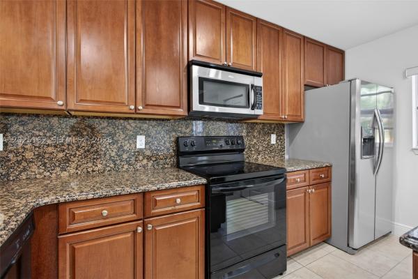 Orchid Grove, 626 SW 1st Dr, Pompano Beach, Florida 33060, image 2