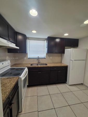 Fulford By The Sea, 2121 NE 168th St #06, North Miami Beach, Florida 33162, image 2