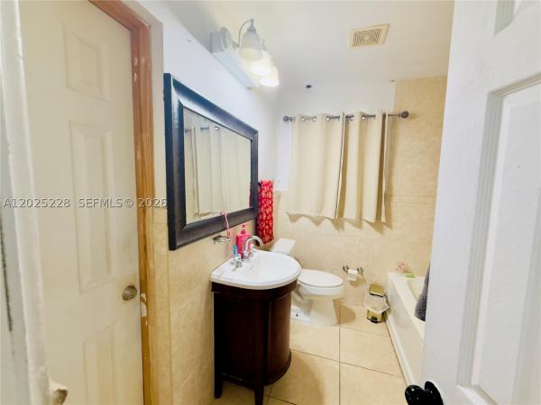 Carol City, 4521 NW 179th St, Miami Gardens, Florida 33055, image 1