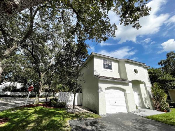 Quatraine At Jacaranda, 9832 NW 9th Ct, Plantation, Florida 33324, image 1
