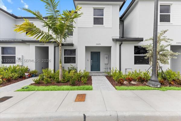 35670 SW 178th Ct, Unincorporated Dade County, Florida 33034, image 1