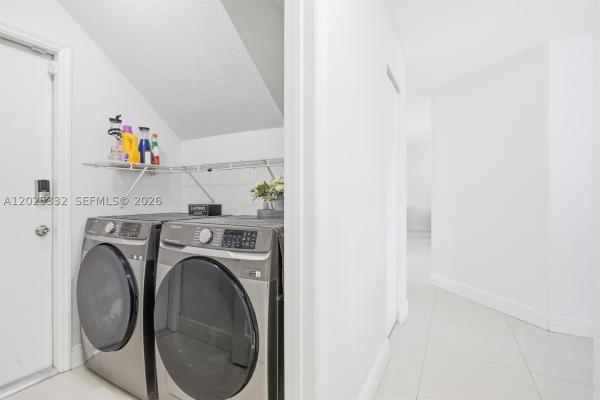 The Gables, 2 Gables Blvd, Weston, Florida 33326, image 2