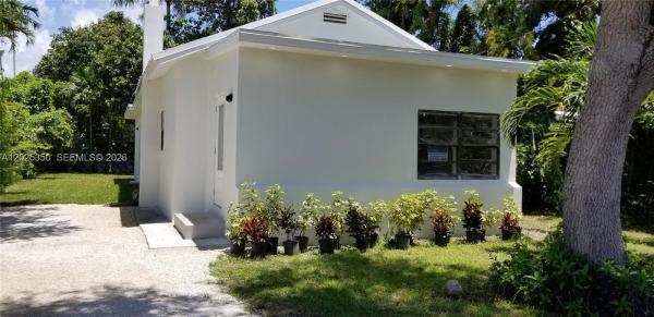 2465 NE 184th St, North Miami Beach, Florida 33160, image 1