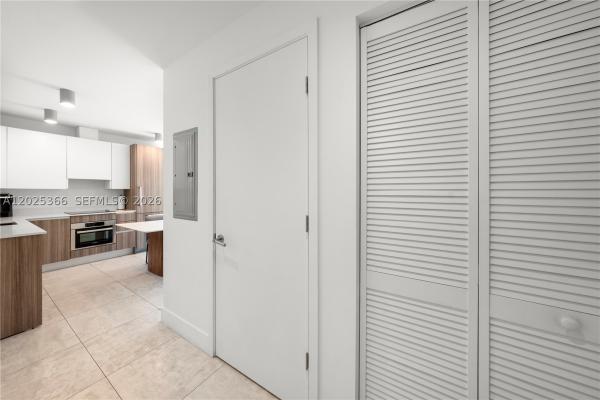 239 SW 9th St #1701, Miami, Florida 33130, image 1