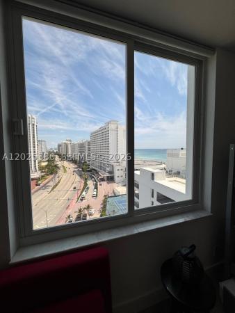The Carriage House, 5401 Collins Ave #920, Miami Beach, Florida 33140, image 2