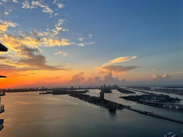 Quantum On The Bay, 1900 N Bayshore Dr #5103, Miami, Florida 33132, image 1
