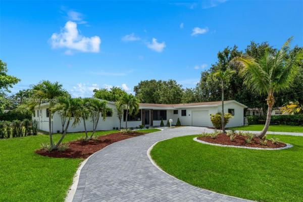 10825 SW 80th Ave, Unincorporated Dade County, Florida 33156, image 1