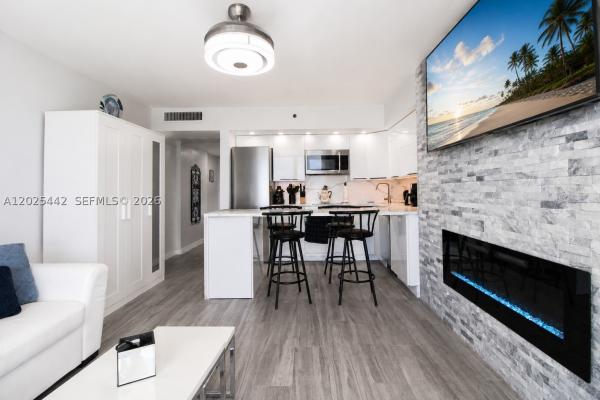 The Aventura Beach Club, 19201 Collins Ave #916, Sunny Isles Beach, Florida 33160, image 3