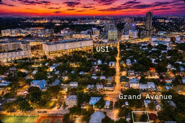 St Albans Park, 3828 Washington Ave, Miami, Florida 33133, image 1