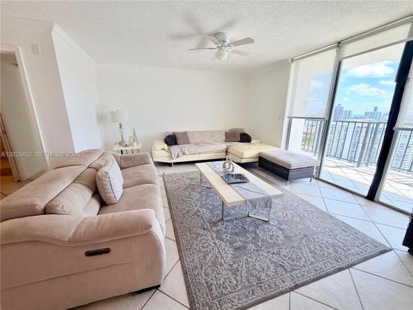 Commodore Plaza Tower, 2750 NE 183rd St #PH-10, Aventura, Florida 33160, image 3