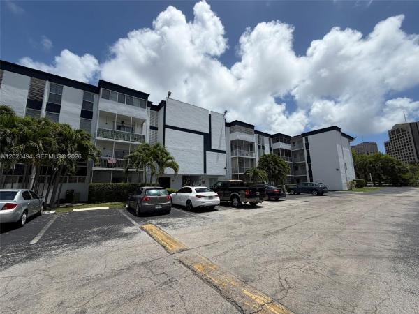 9159 SW 77th Ave #112, Unincorporated Dade County, Florida 33156, image 1